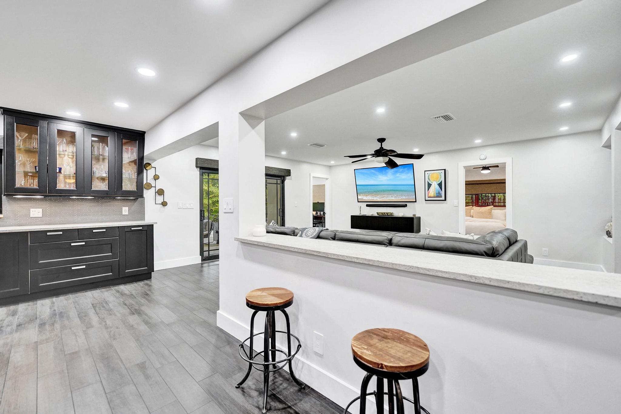 BEACH WAY HEIGHTS UNIT - Residential