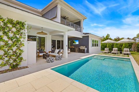 Photo of 2465 NE Evinrude Circle, Jensen Beach, FL 34957 (MLS # B26019935)