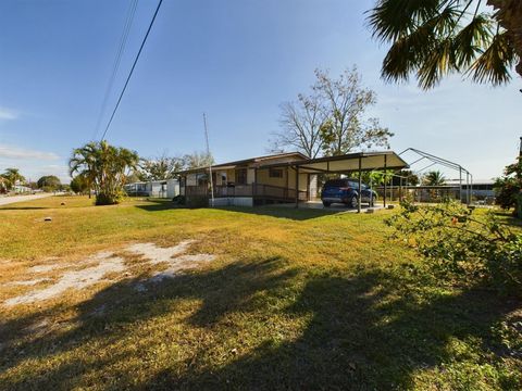 A home in Okeechobee