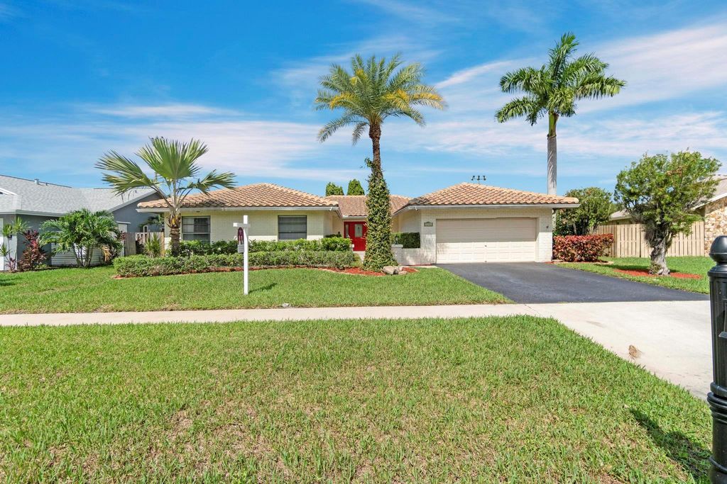 Photo of 21254 Turquoise Way, Boca Raton, FL 33428 (MLS # F10514664)