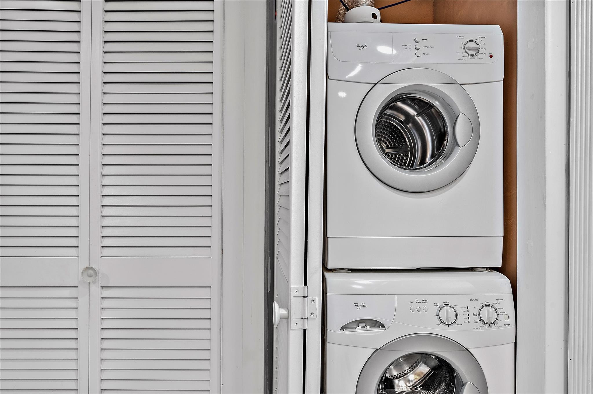 Regency Tower - Residential