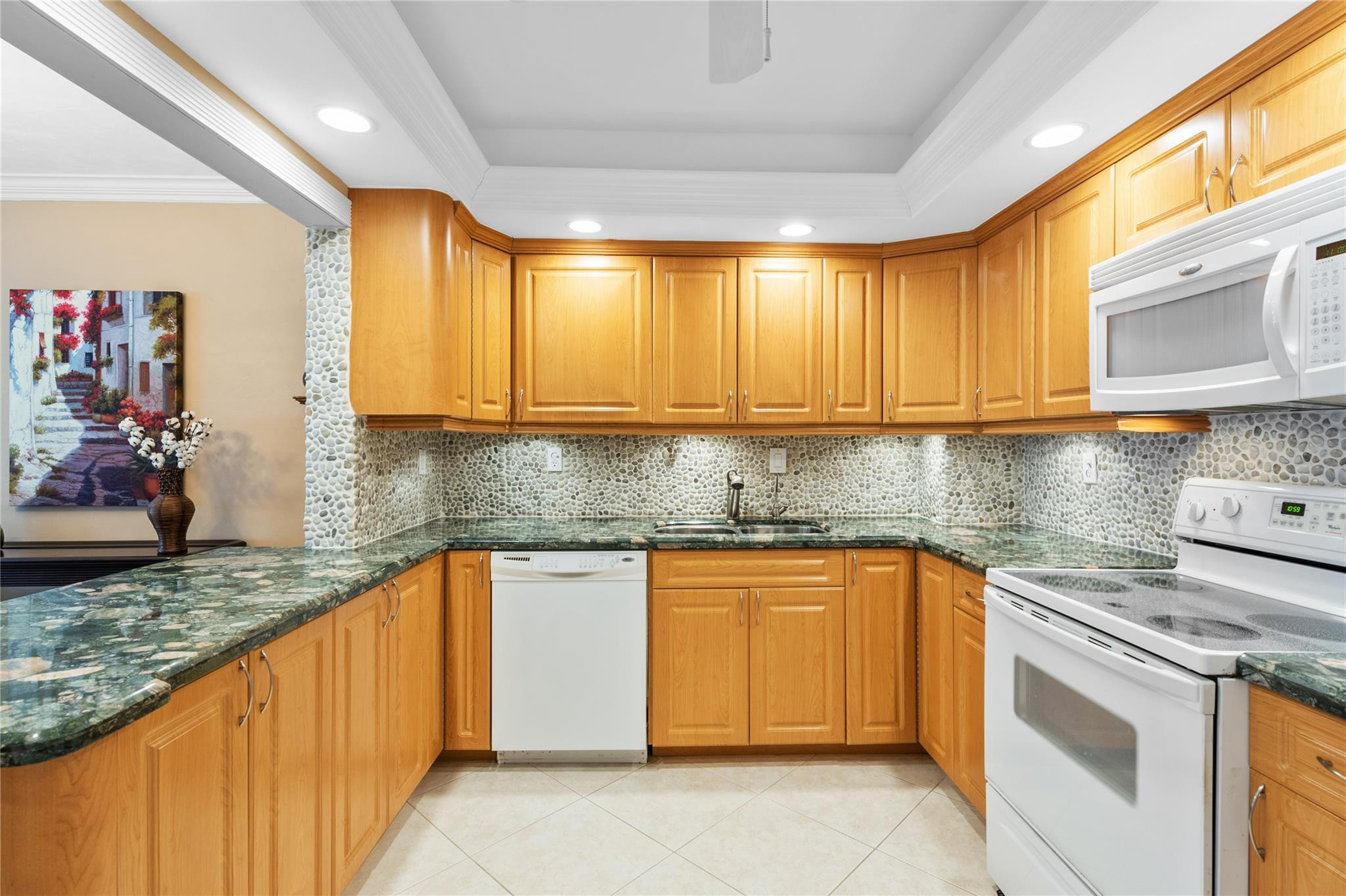 Regency Tower - Residential