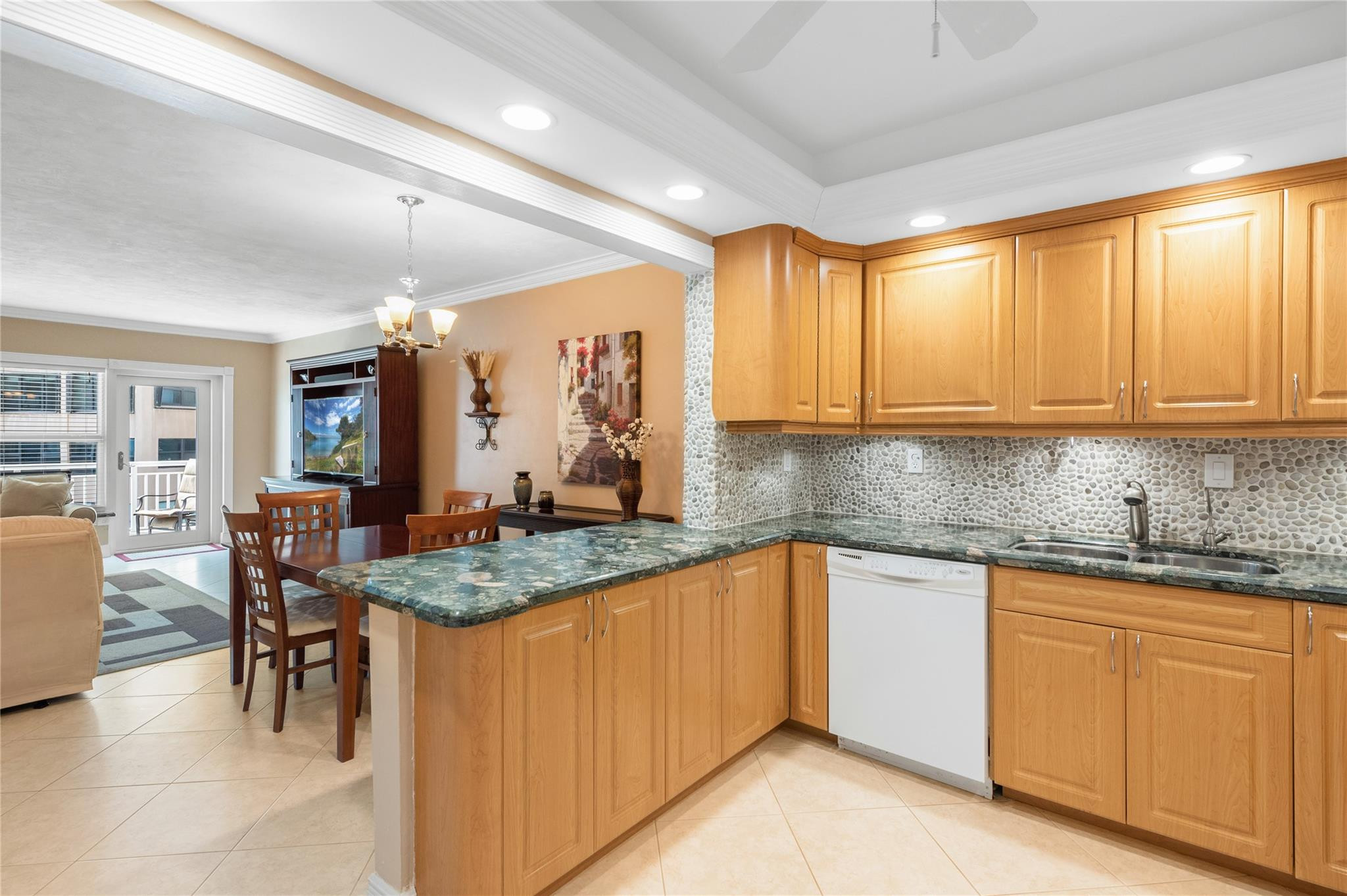 Regency Tower - Residential