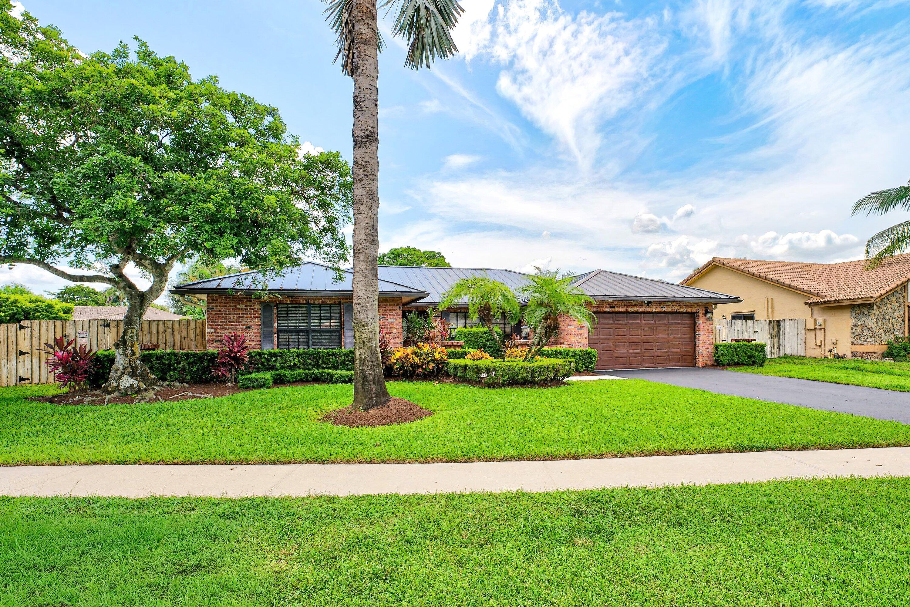 21155 Shady Vista Lane