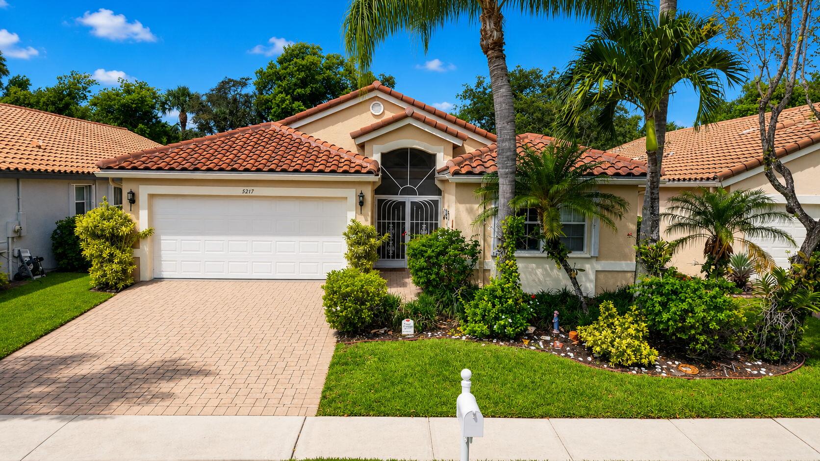 5217 Glenville Drive