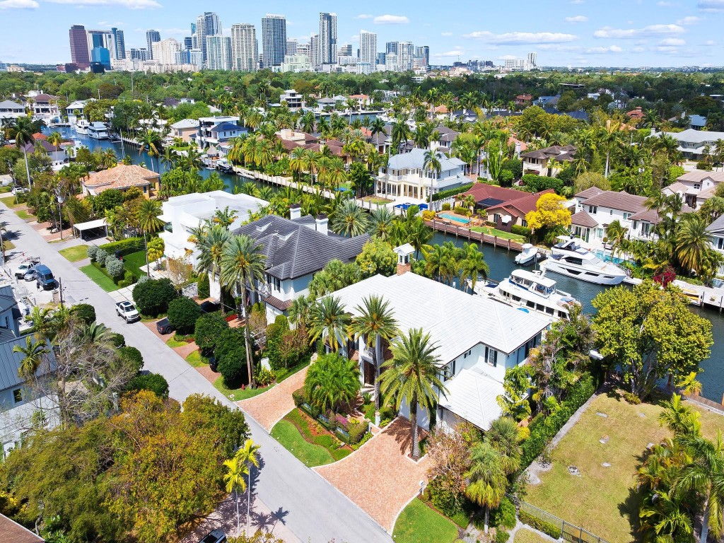 Rio Vista Isles - Residential