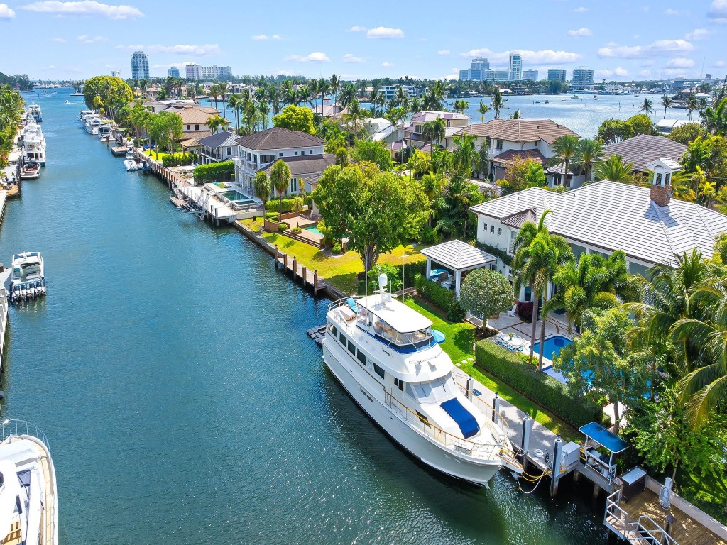 Rio Vista Isles - Residential