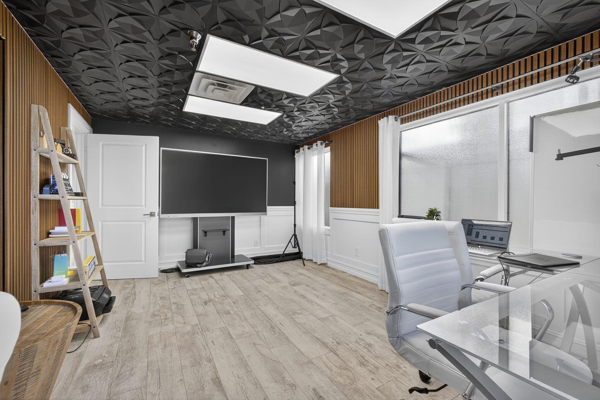 REGIONAL ASSOCIATES CONDO - Commercial Sale