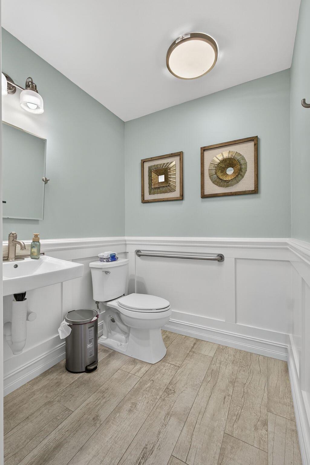 REGIONAL ASSOCIATES CONDO - Commercial Sale