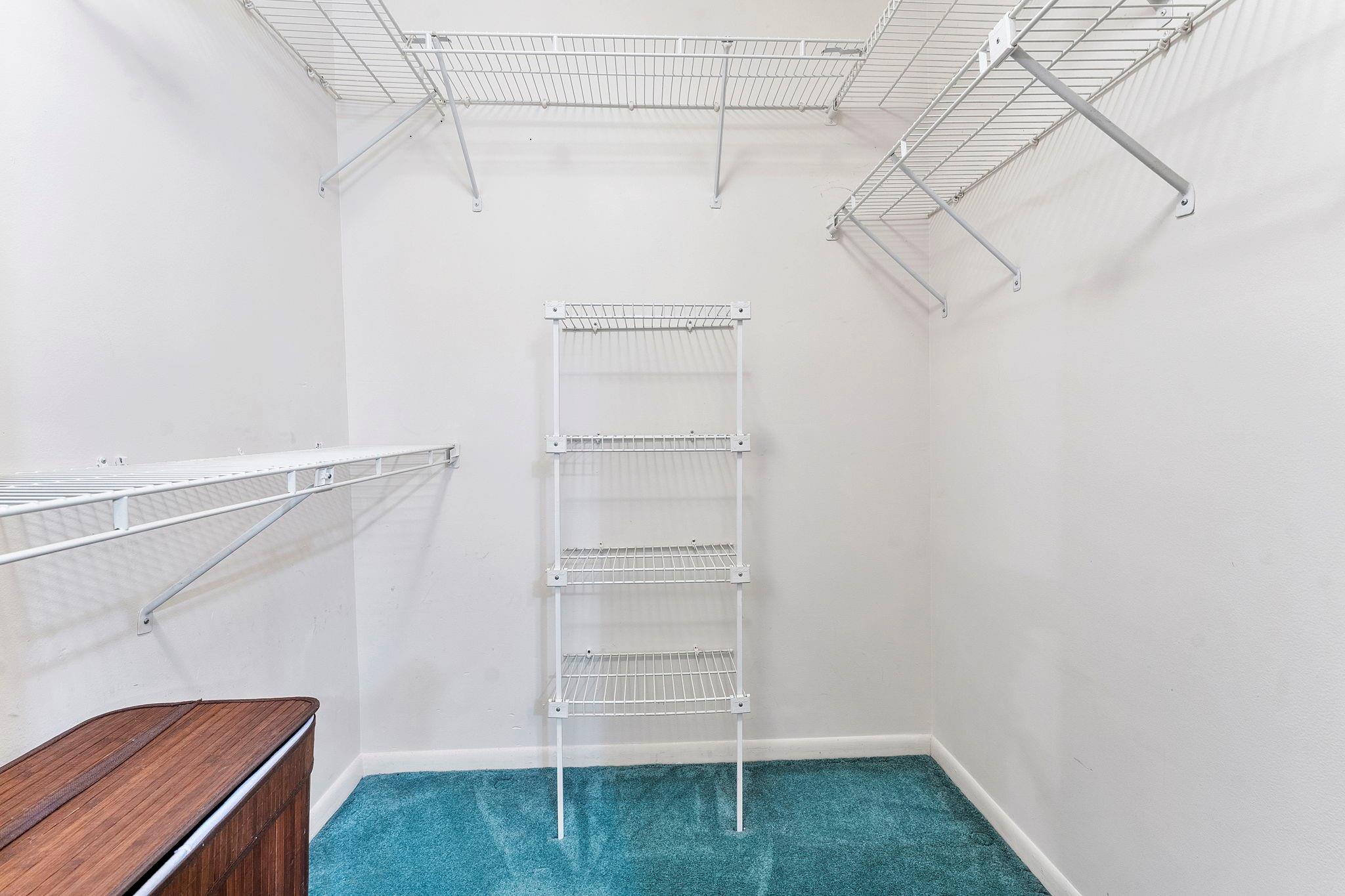 Golden Raintree III - Residential