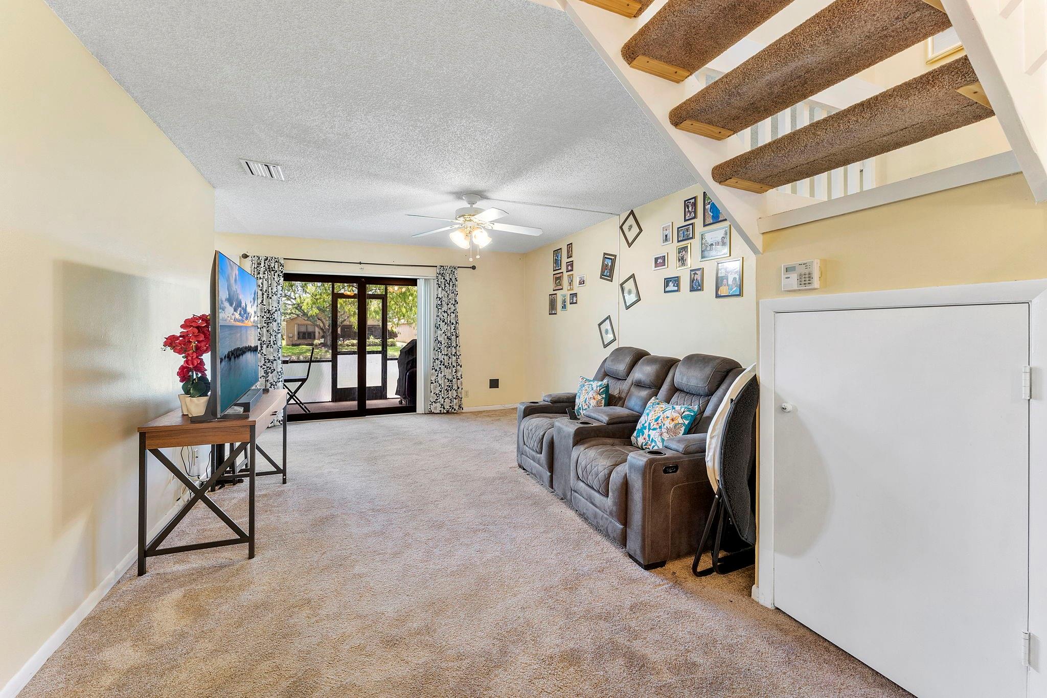 Golden Raintree III - Residential