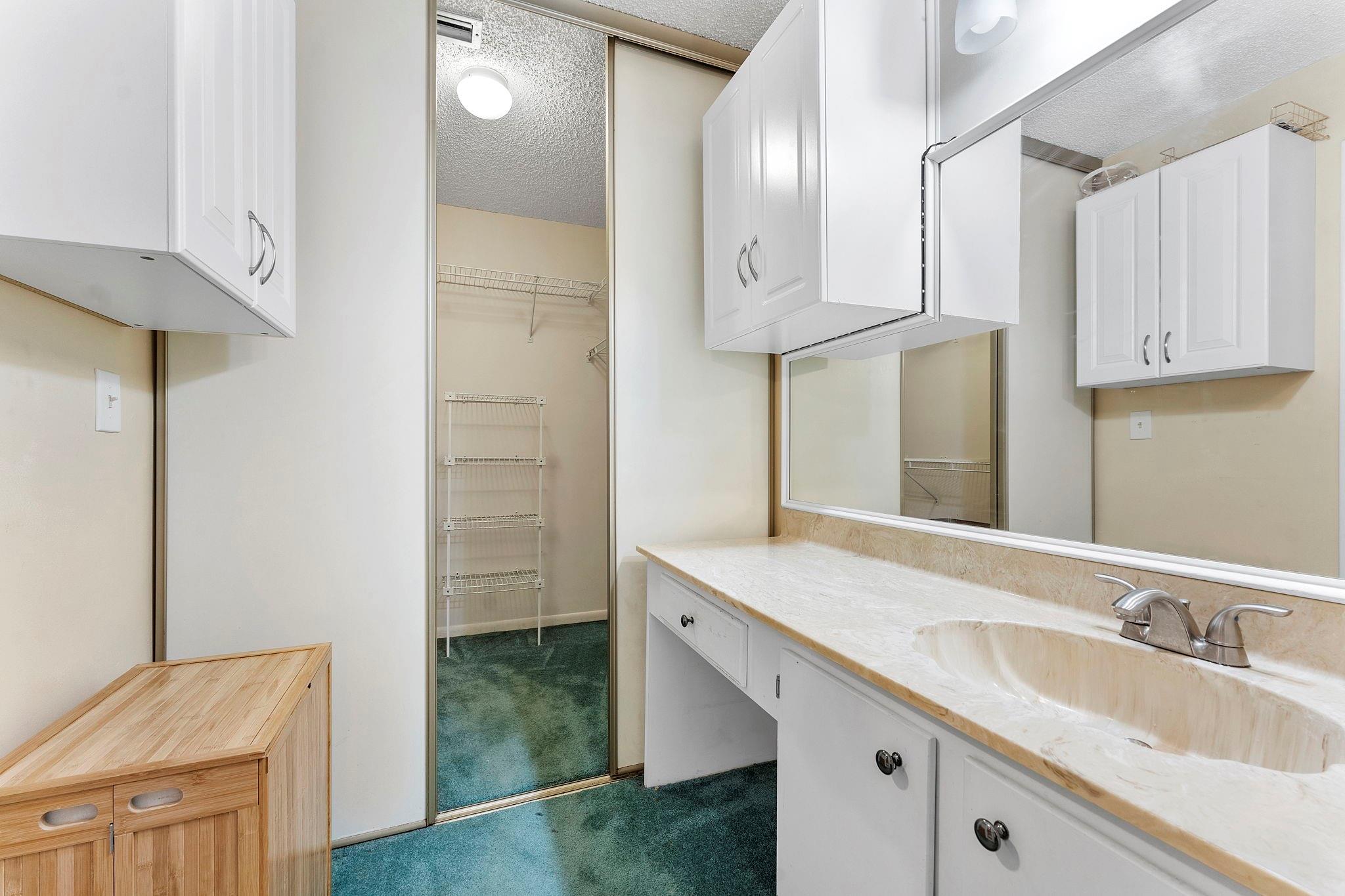 3051 NW 48th Ave 808