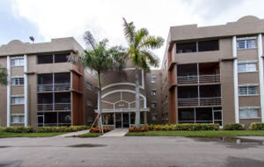 INVESTORS DREAM! 2/2 in Boca Raton, rent immediately, no rental restrictions, prime location, price and value!  Properties like this are hard to find! Hurry, this will go fast! Beautifully remodeled two bedroom condo. Corporately owned. Clean and ready to sell!
