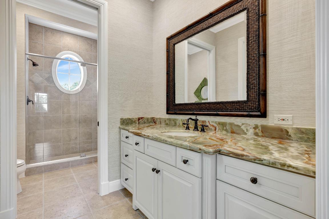 HARBOUR ISLES - Residential