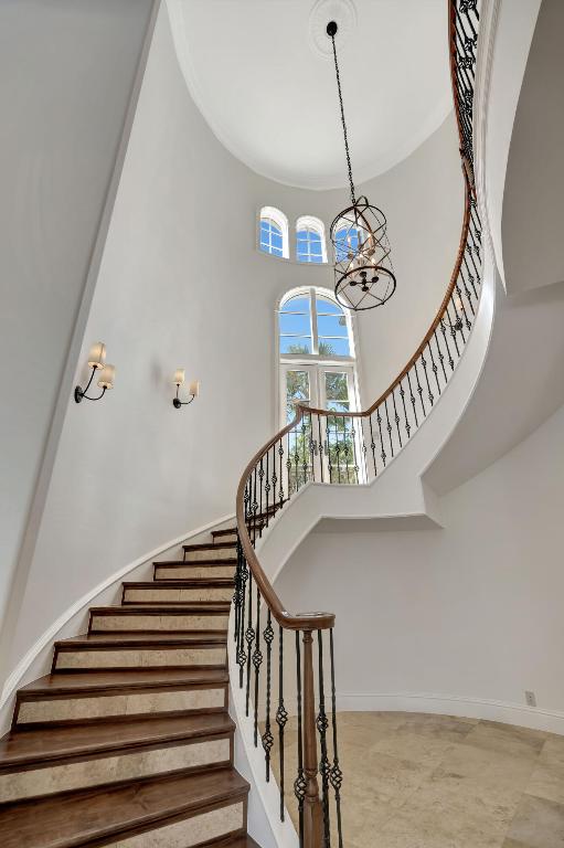 HARBOUR ISLES - Residential