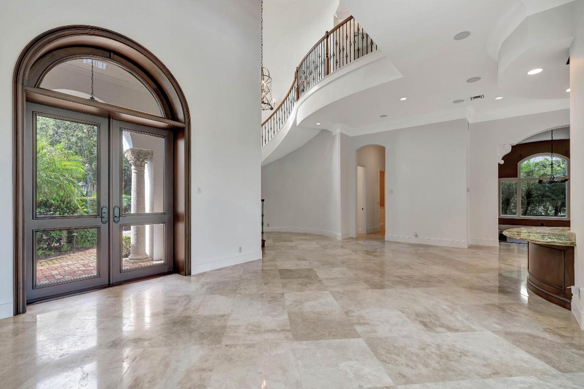 HARBOUR ISLES - Residential