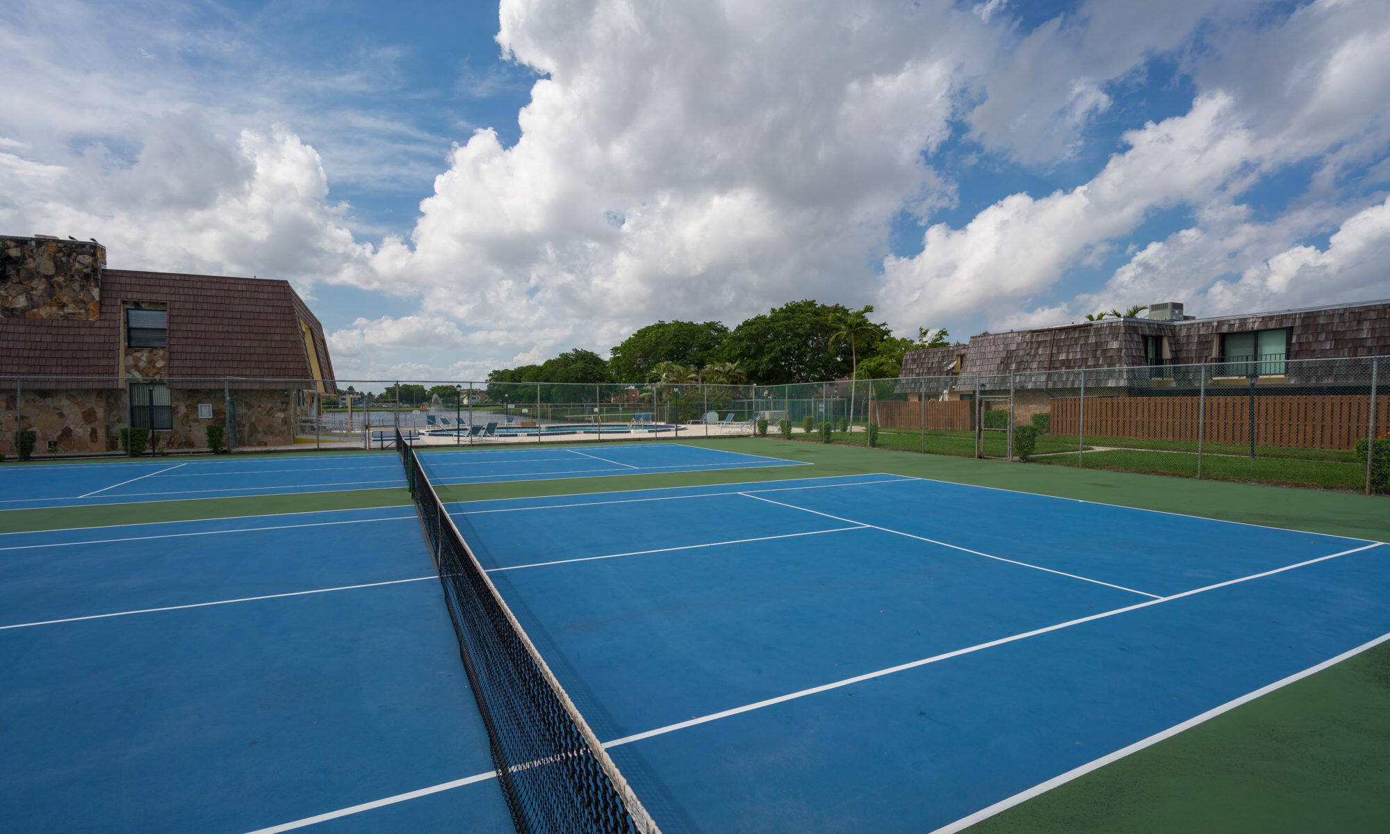 SPRINGDALE HOMES - Residential