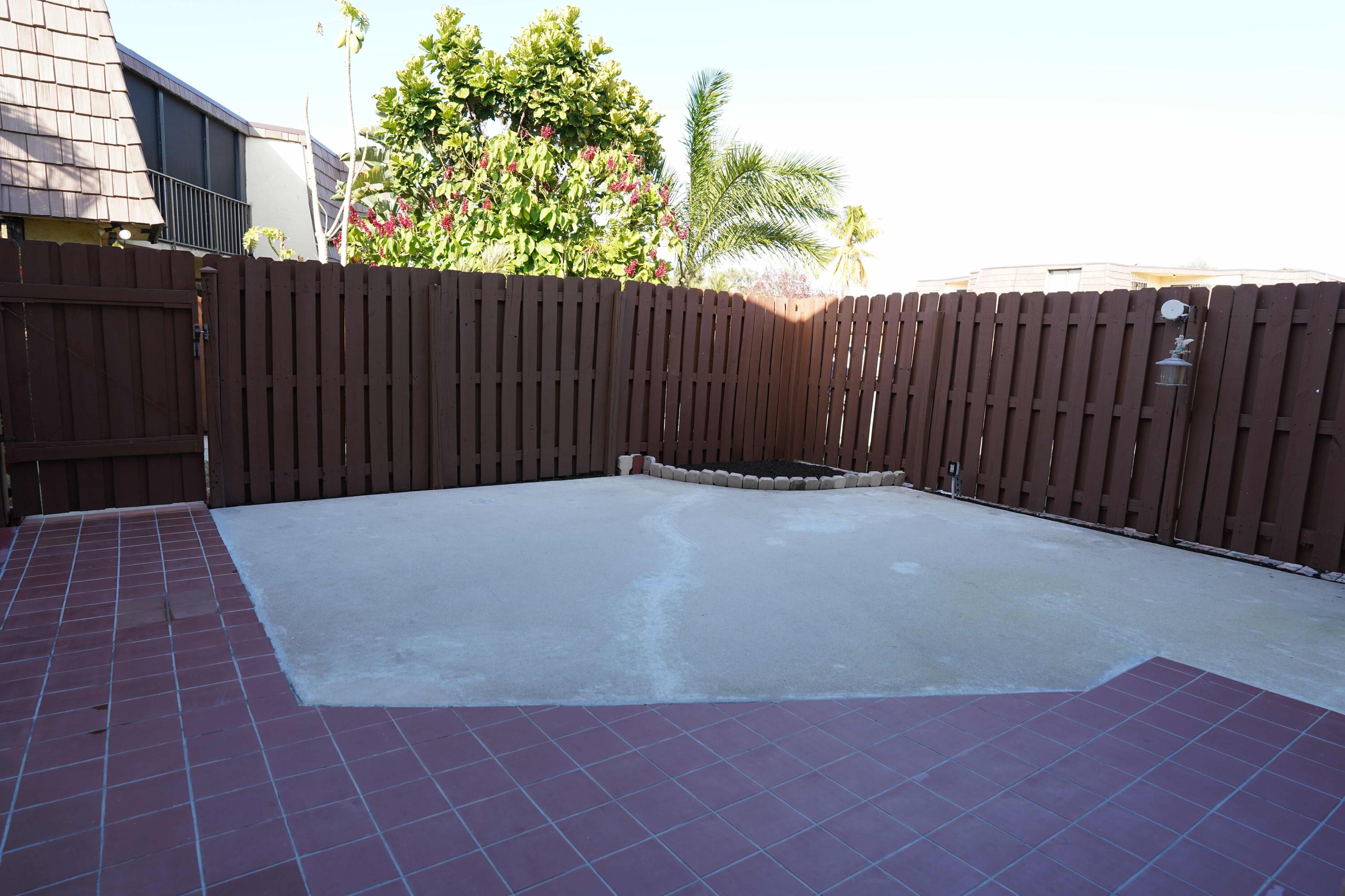 SPRINGDALE HOMES - Residential