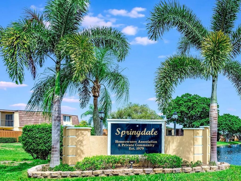 Photo of 42 Springdale Circle, Palm Springs, FL 33461 (MLS # R11164753)