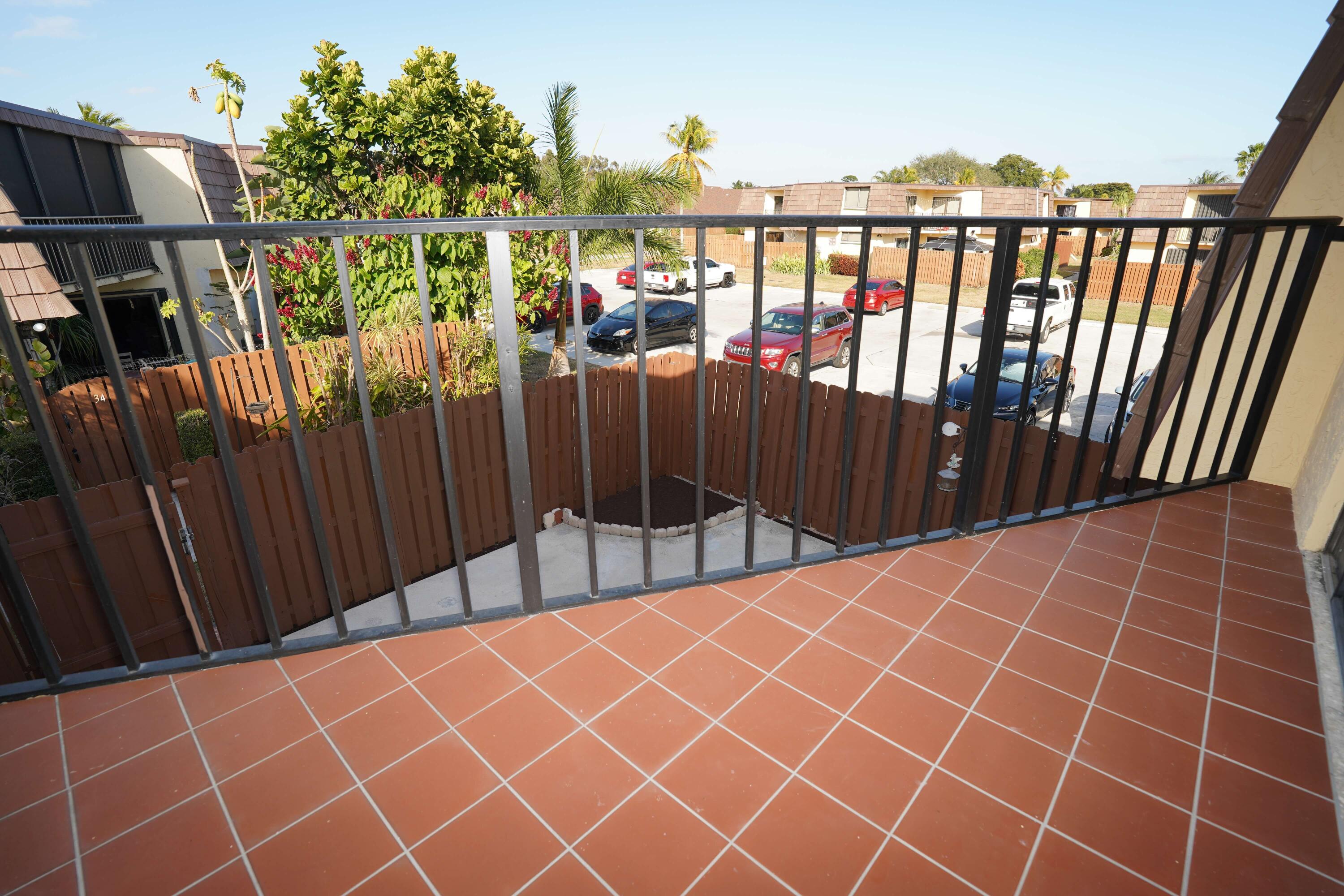 SPRINGDALE HOMES - Residential