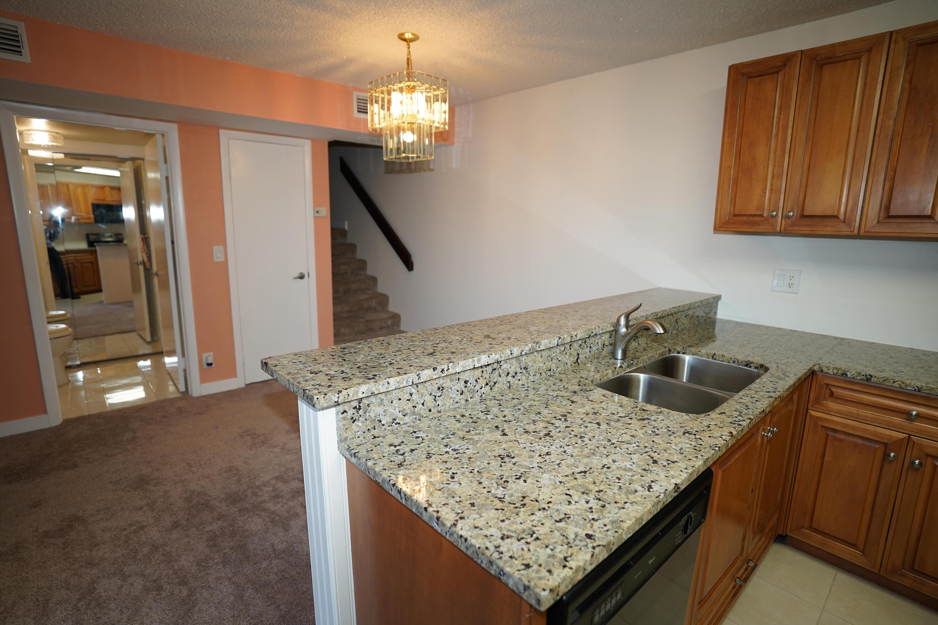 SPRINGDALE HOMES - Residential