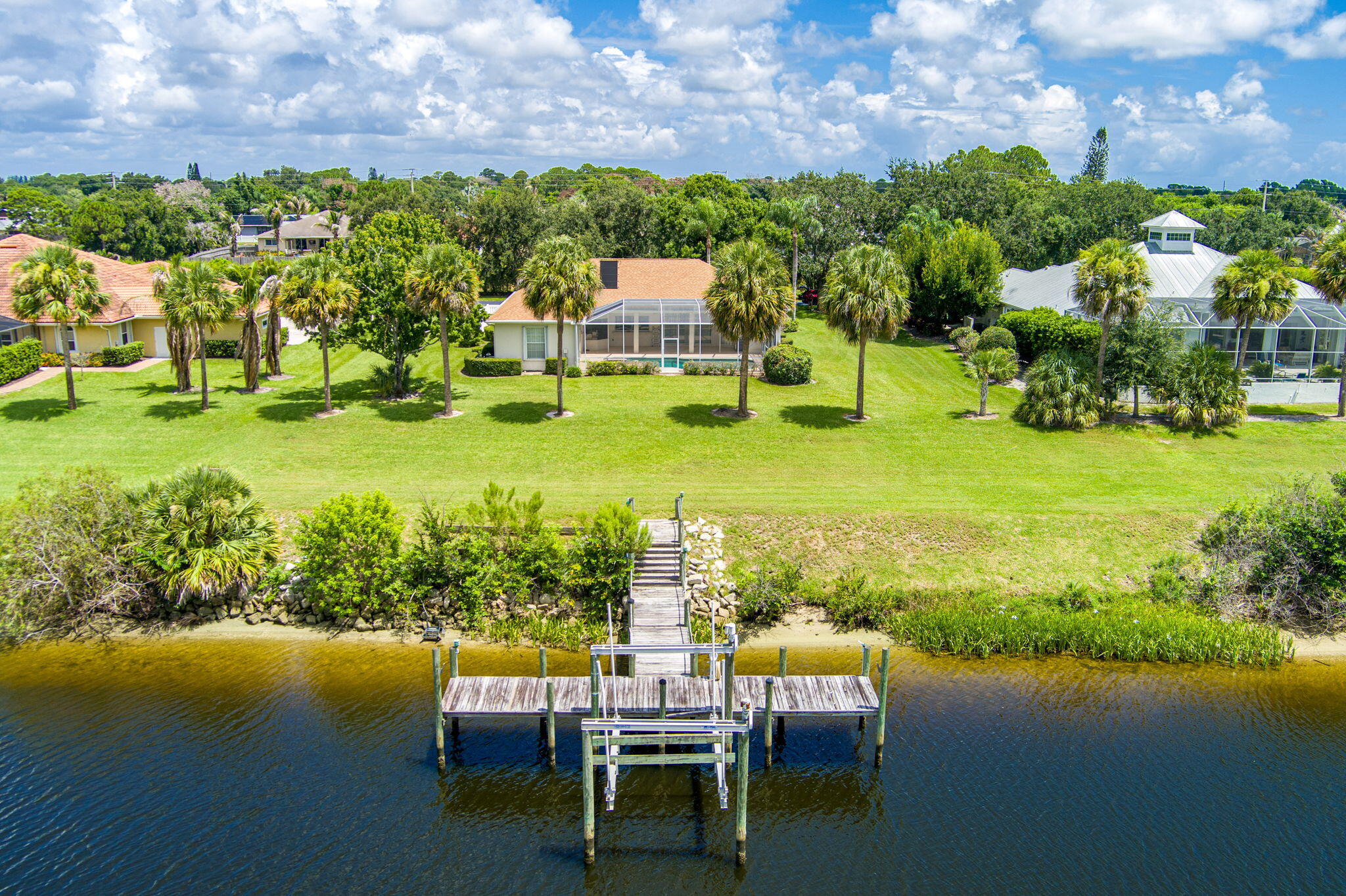 2624 SW River Shore Drive