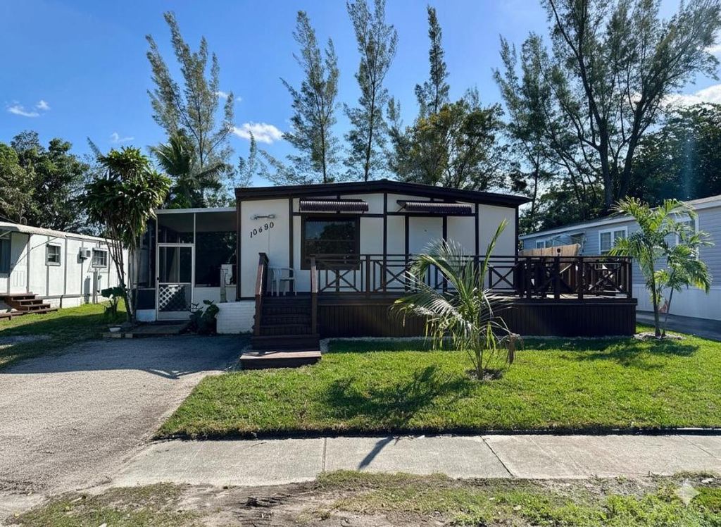 Photo of 10490 Marina Way, Boca Raton, FL 33428 (MLS # R11053187)