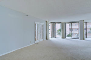 TRAFALGAR OF HIGHLAND BEA - Residential Lease