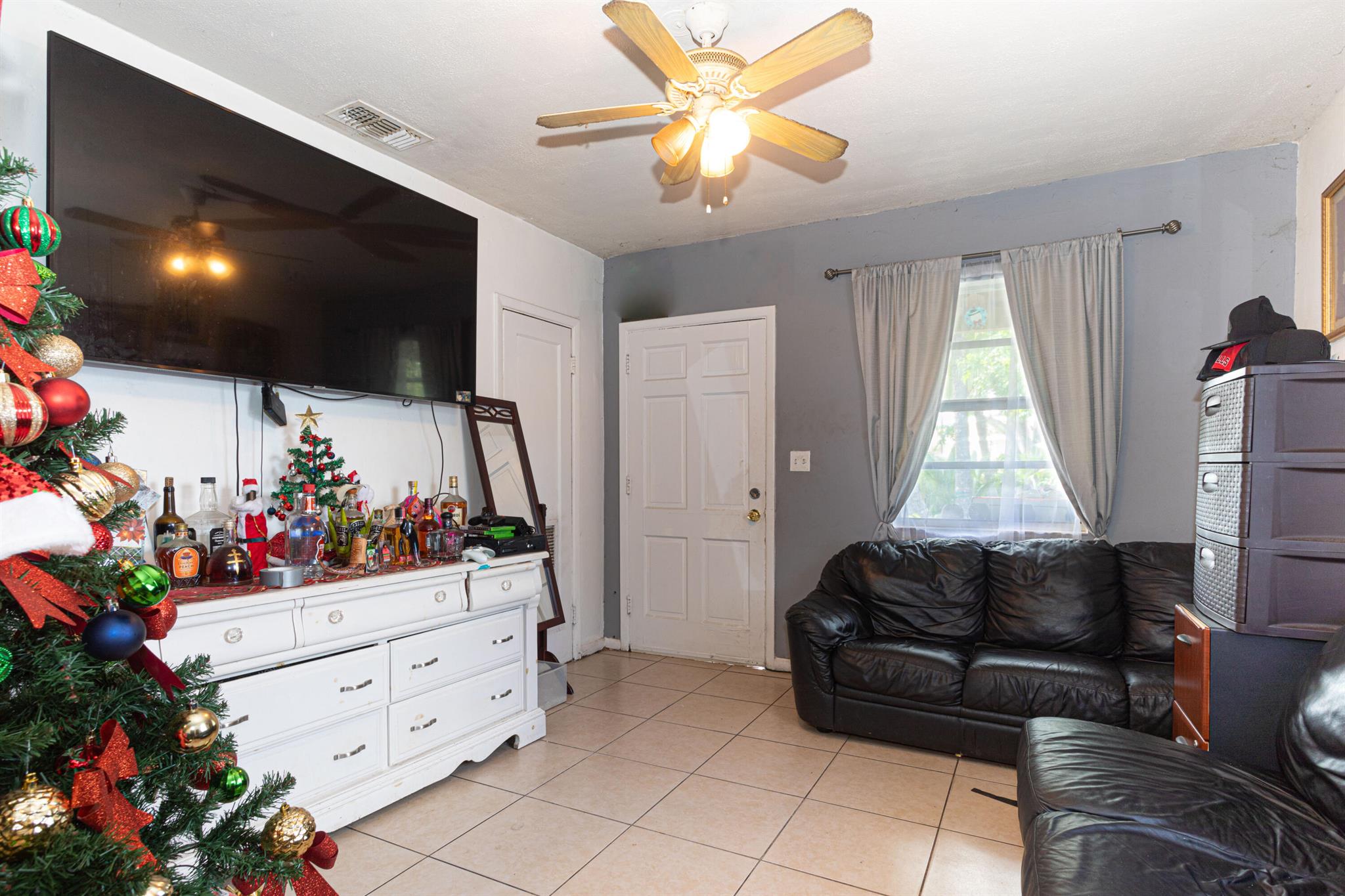 PLUMOSA PARK SEC A, B AND - Residential