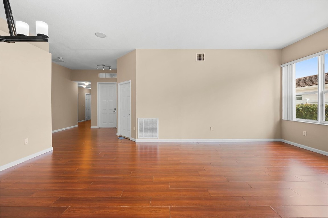 Riviera Isles II 170-53 B - Residential