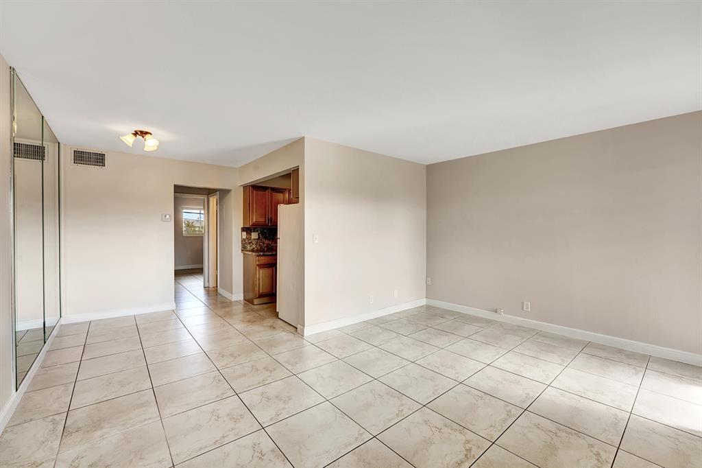 VENETIAN ISLES 2ND SEC - Residential Lease