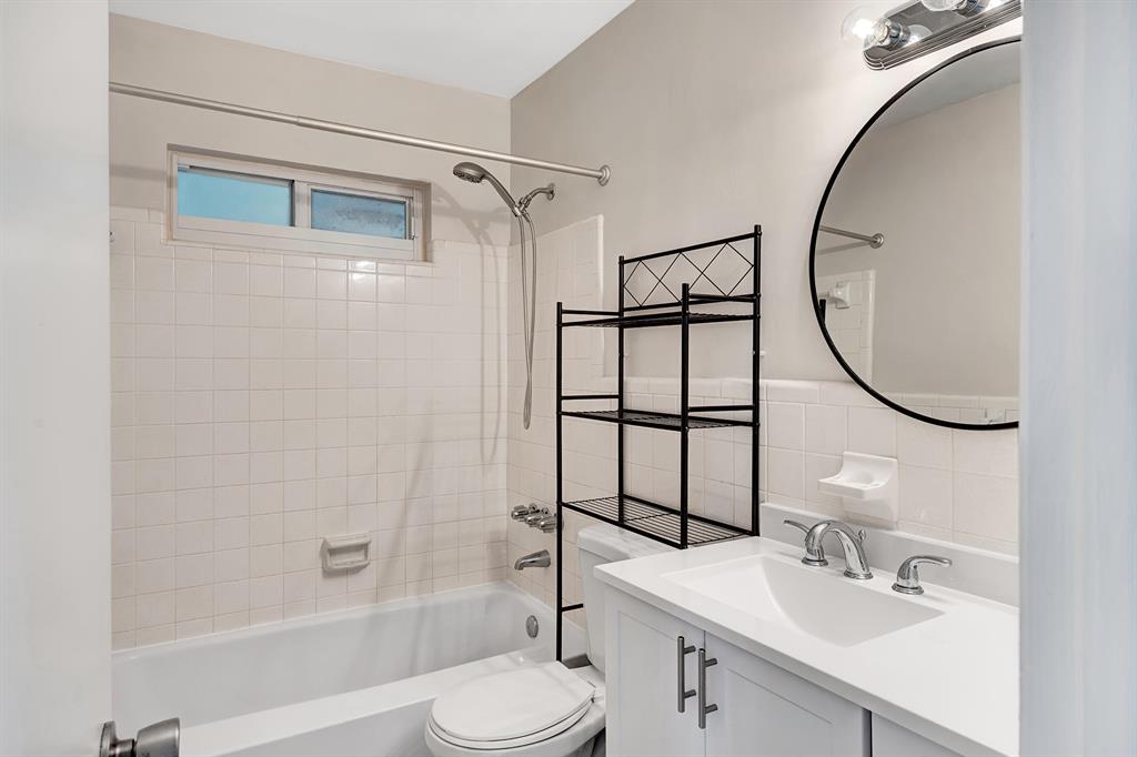 VENETIAN ISLES 2ND SEC - Residential Lease