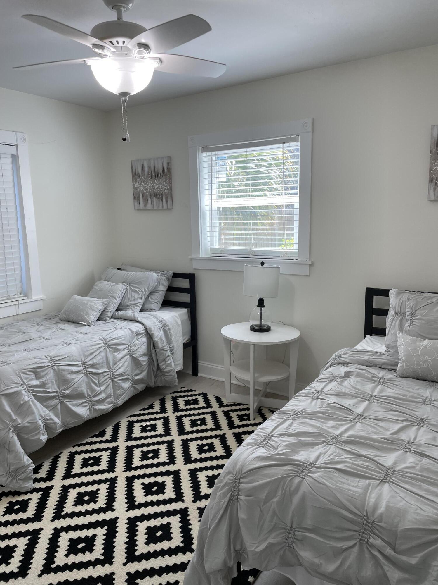1609 N M Street - Photo 3