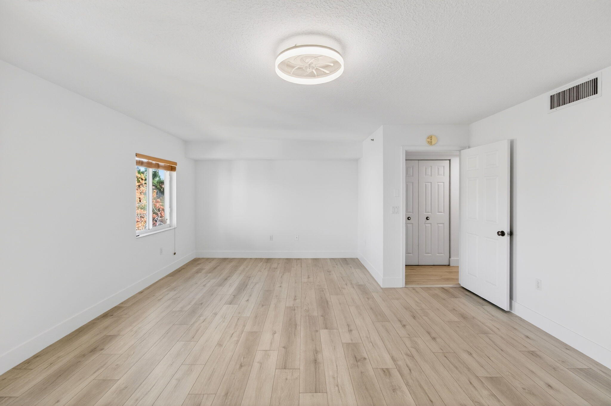 Coral Lakes - Residential