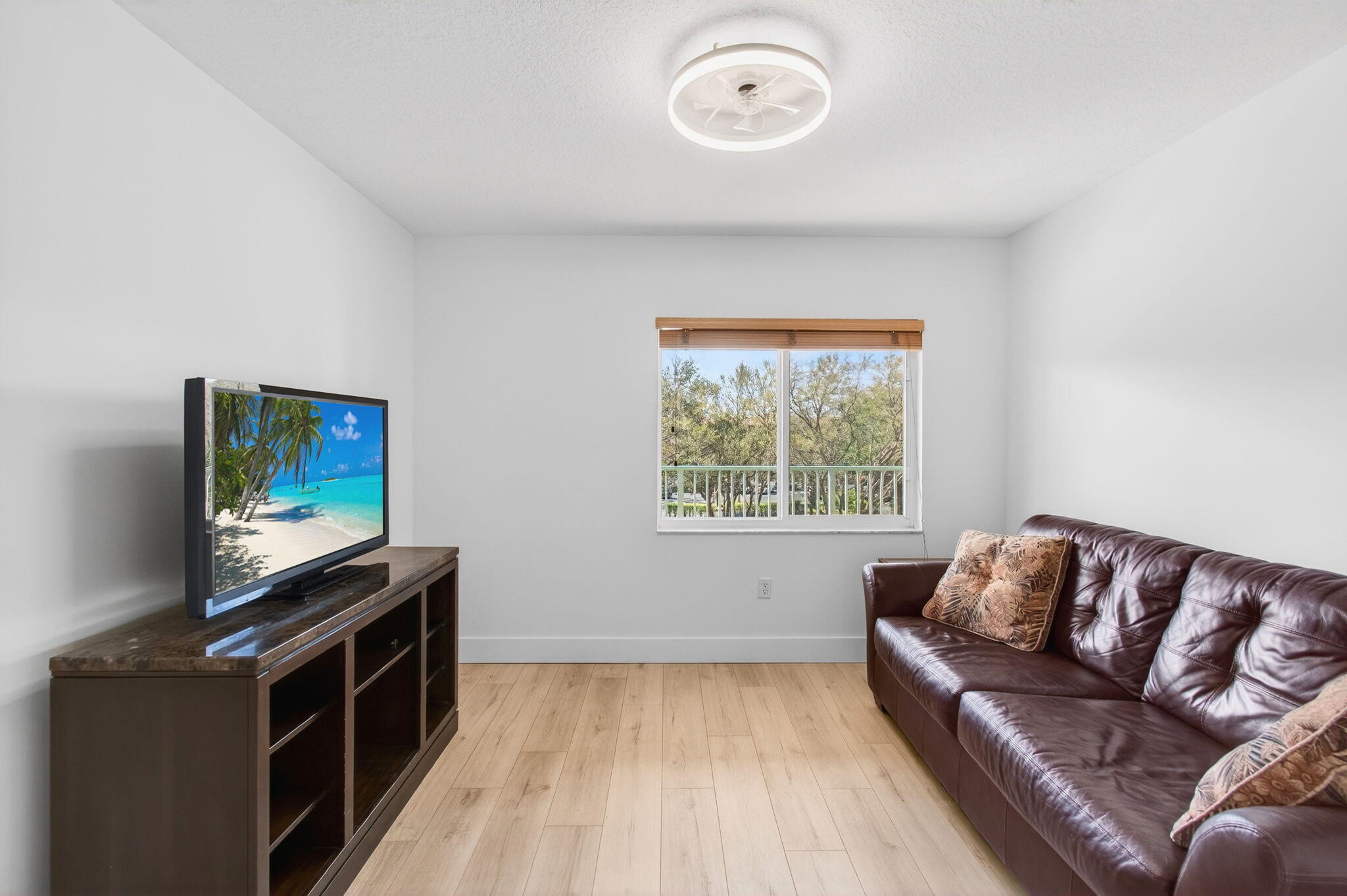 Coral Lakes - Residential