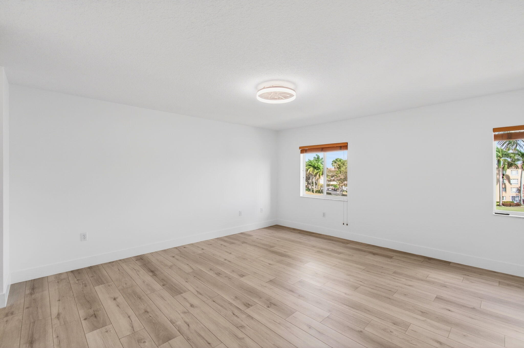 Coral Lakes - Residential