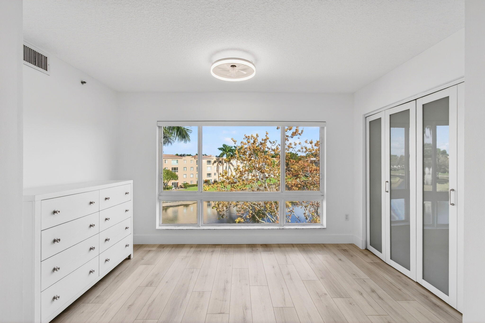 Coral Lakes - Residential