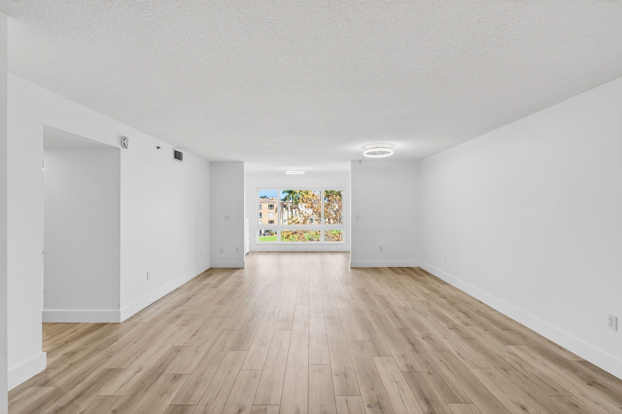 Coral Lakes - Residential