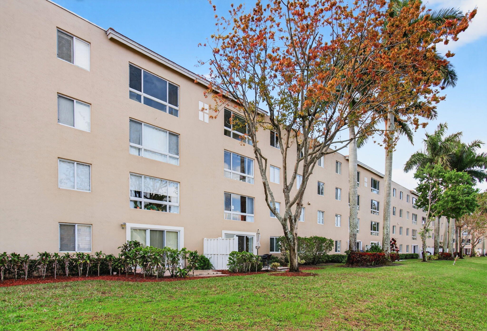 Coral Lakes - Residential