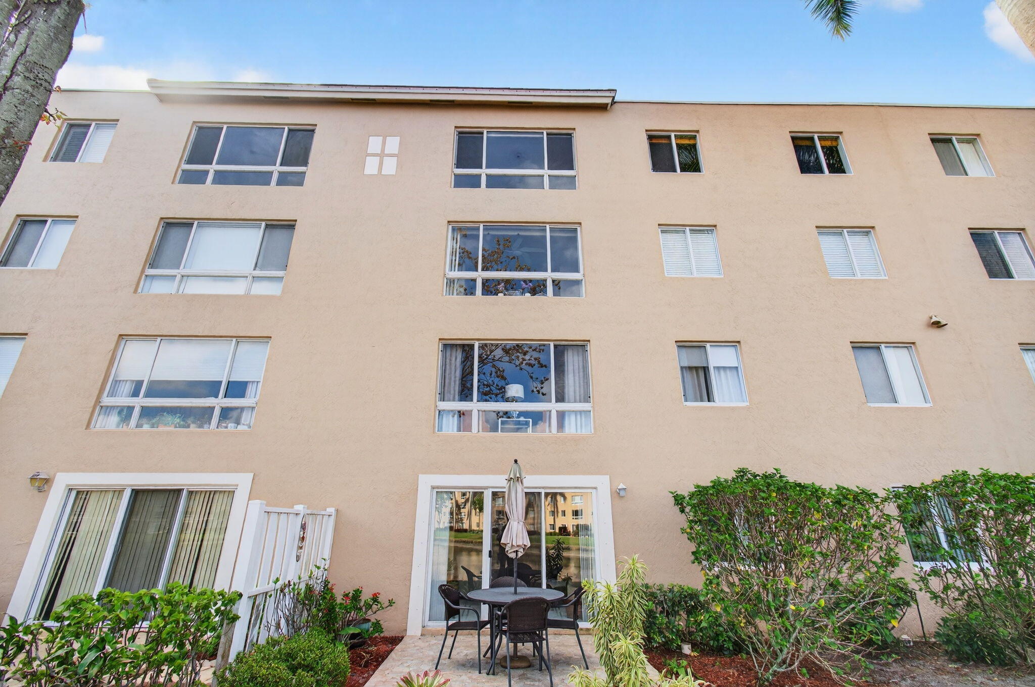 Coral Lakes - Residential