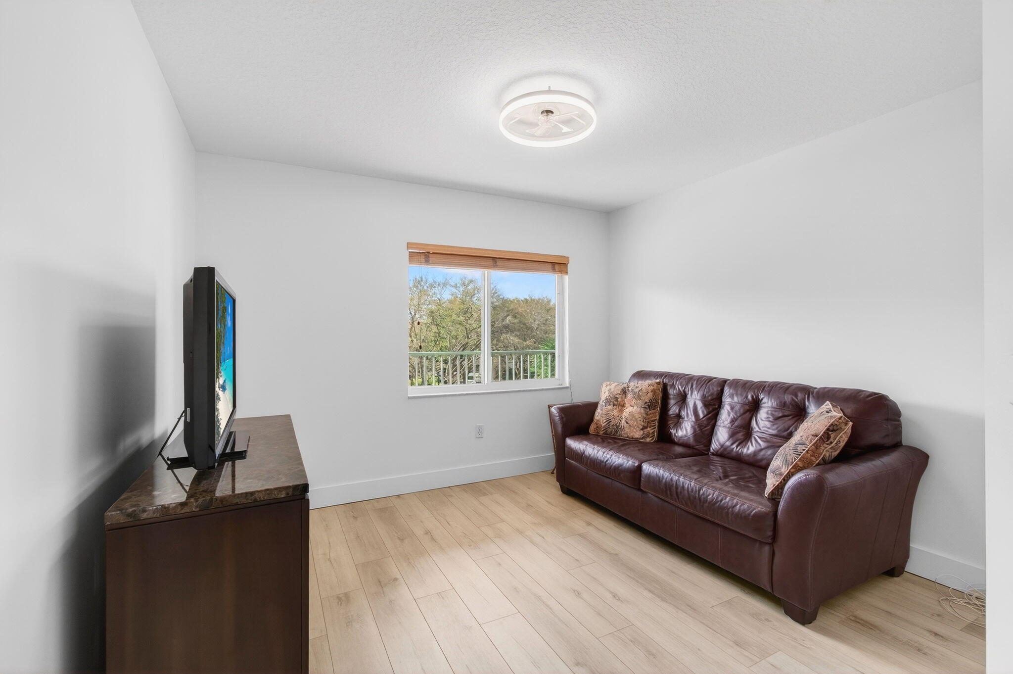 Coral Lakes - Residential