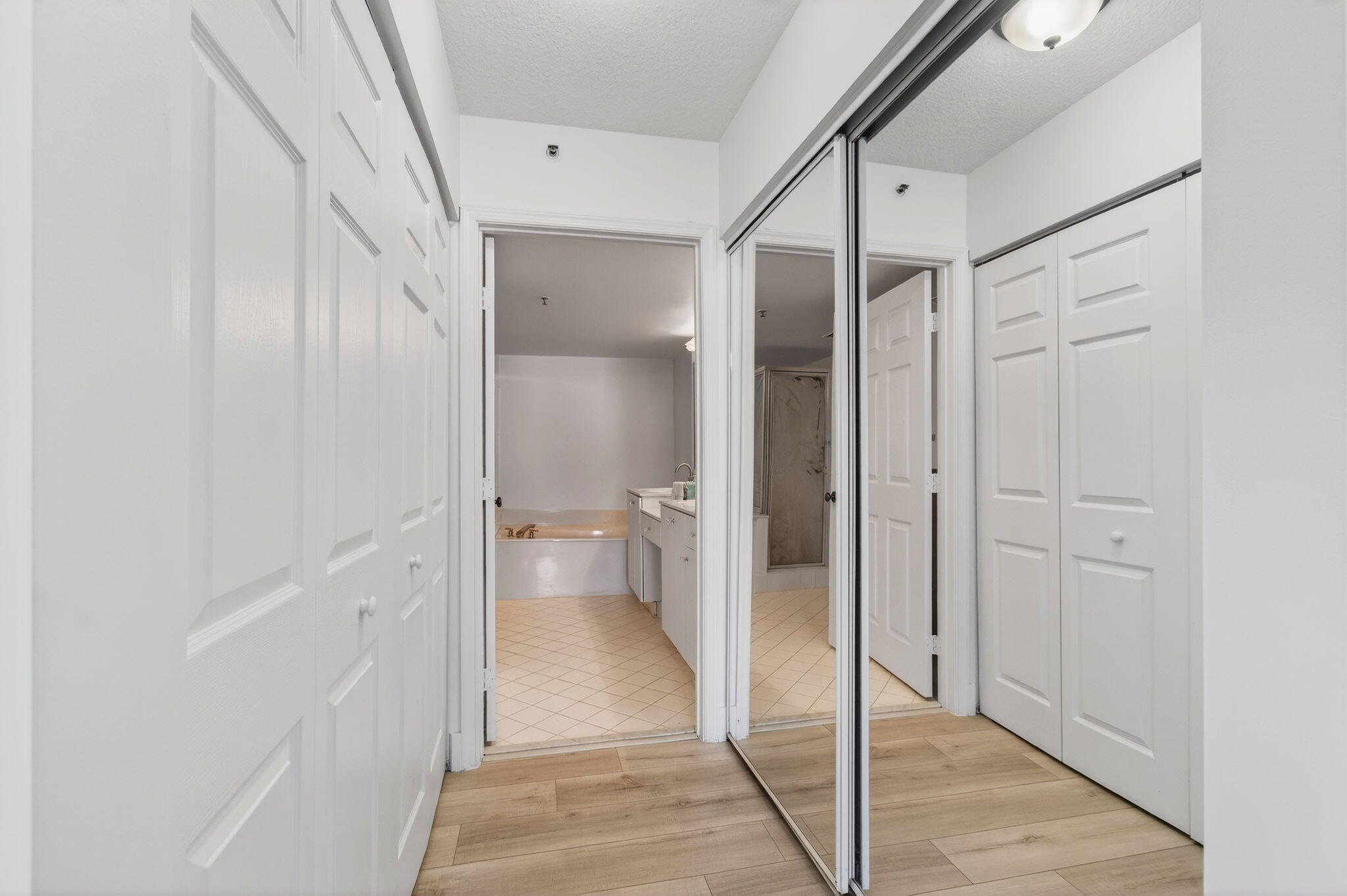 Coral Lakes - Residential