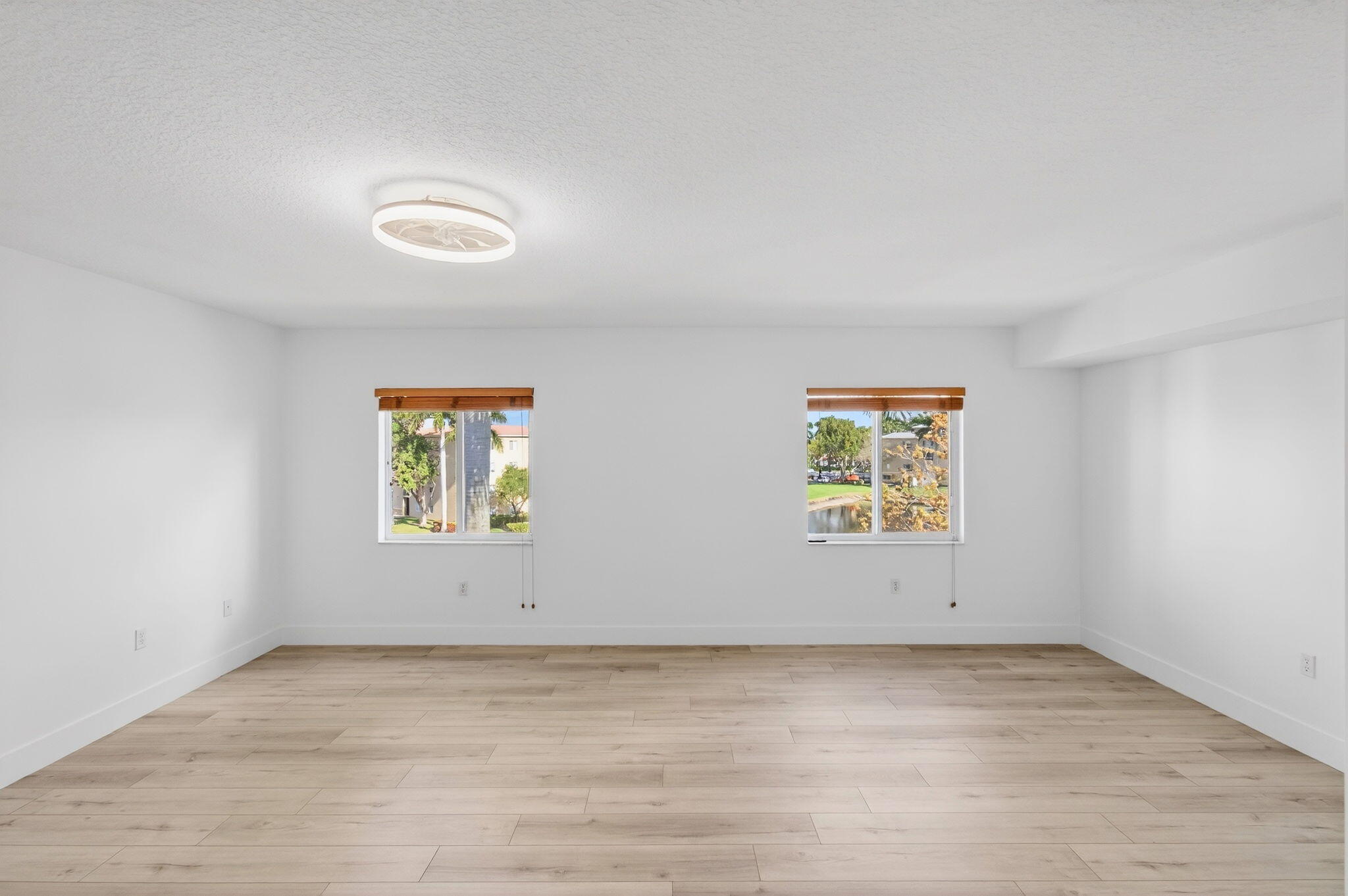 Coral Lakes - Residential