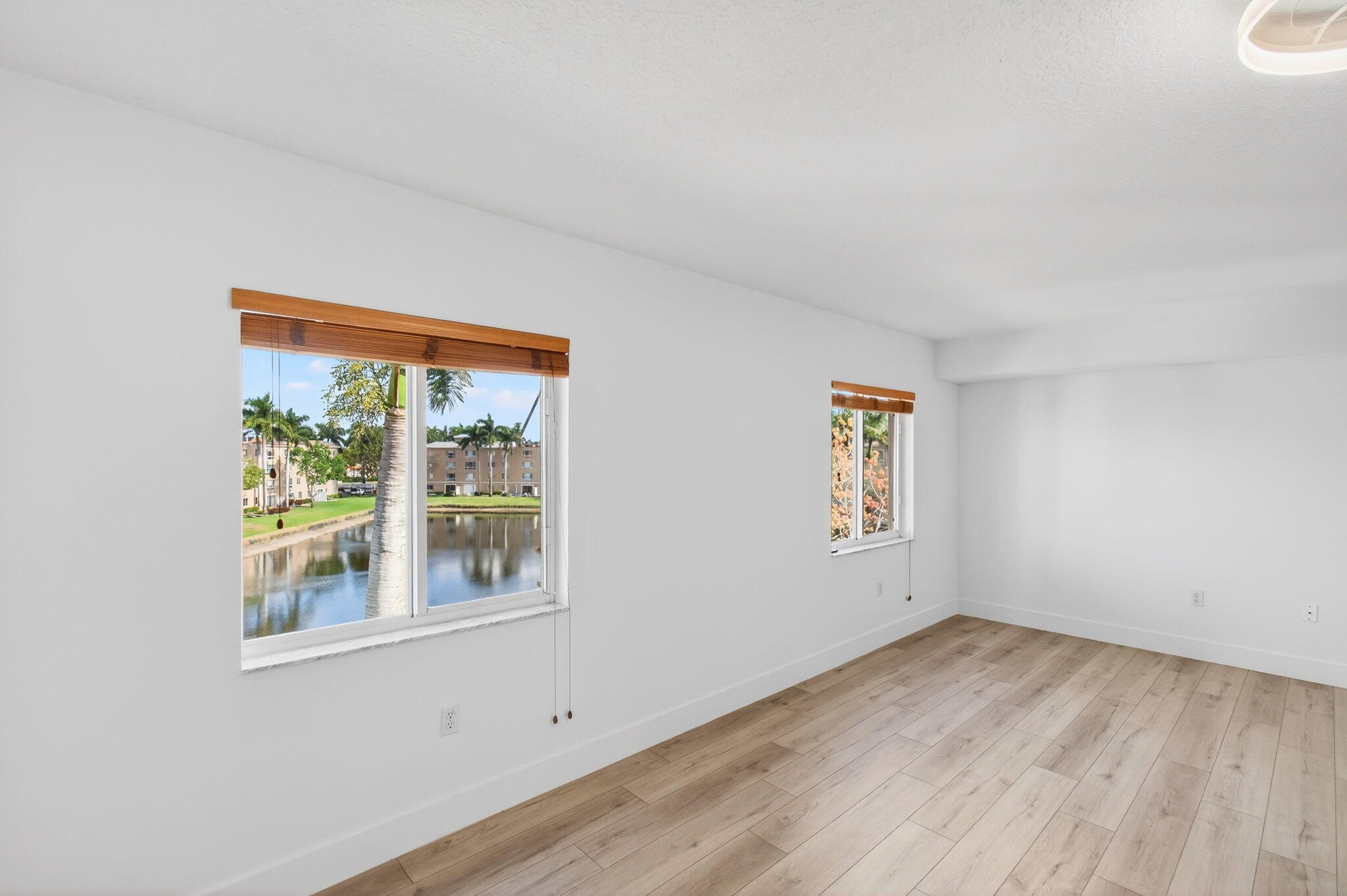 Coral Lakes - Residential