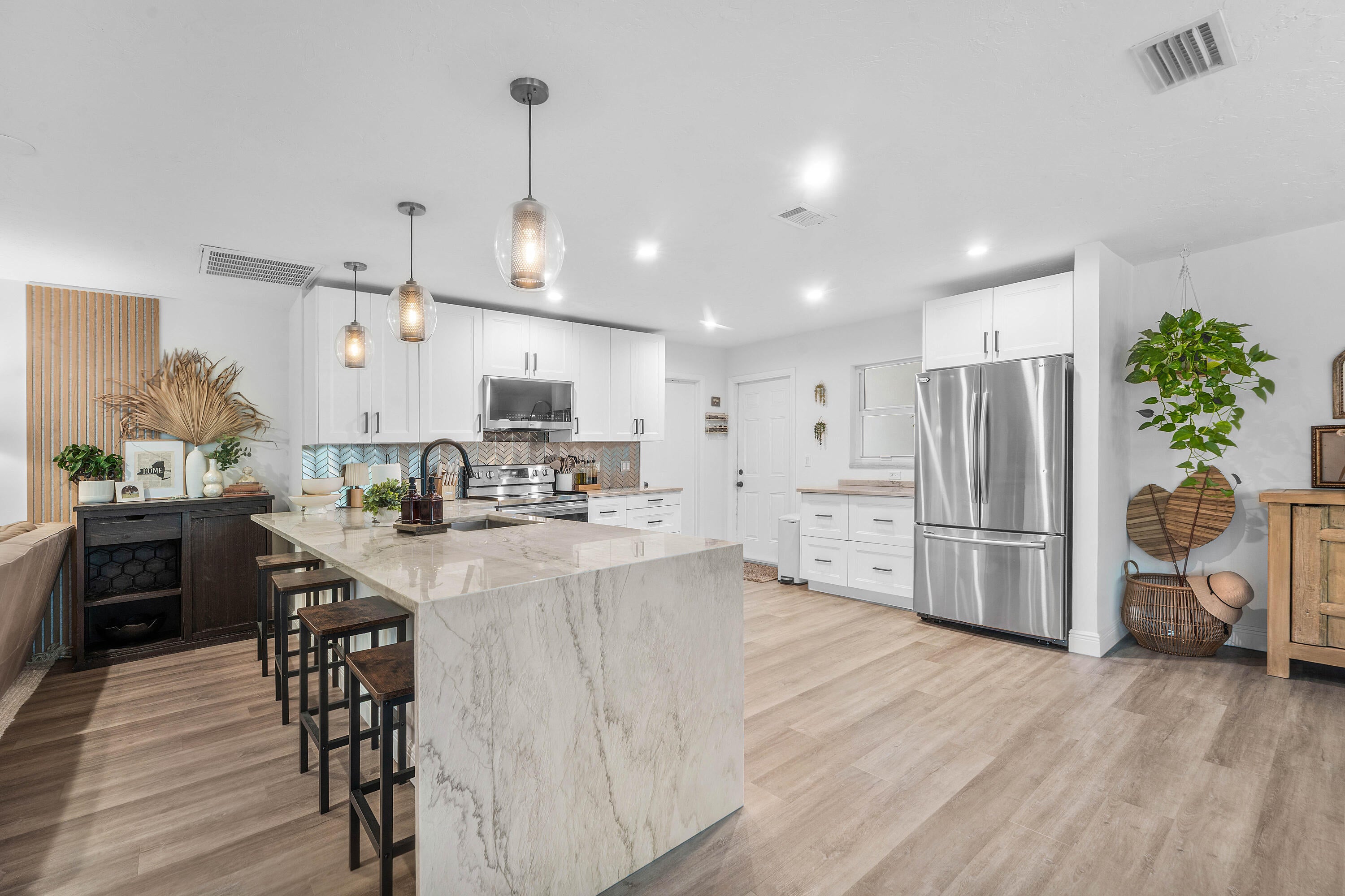 317 DALY Road