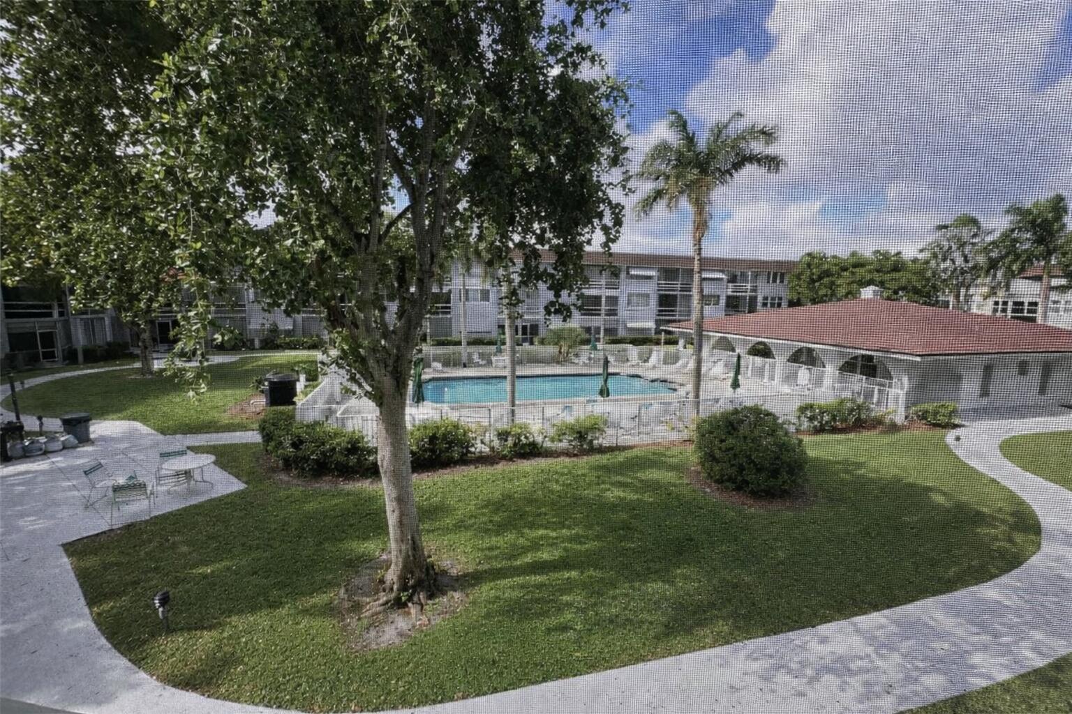 DEERFIELD BEACH GARDENS CONDO - Residential