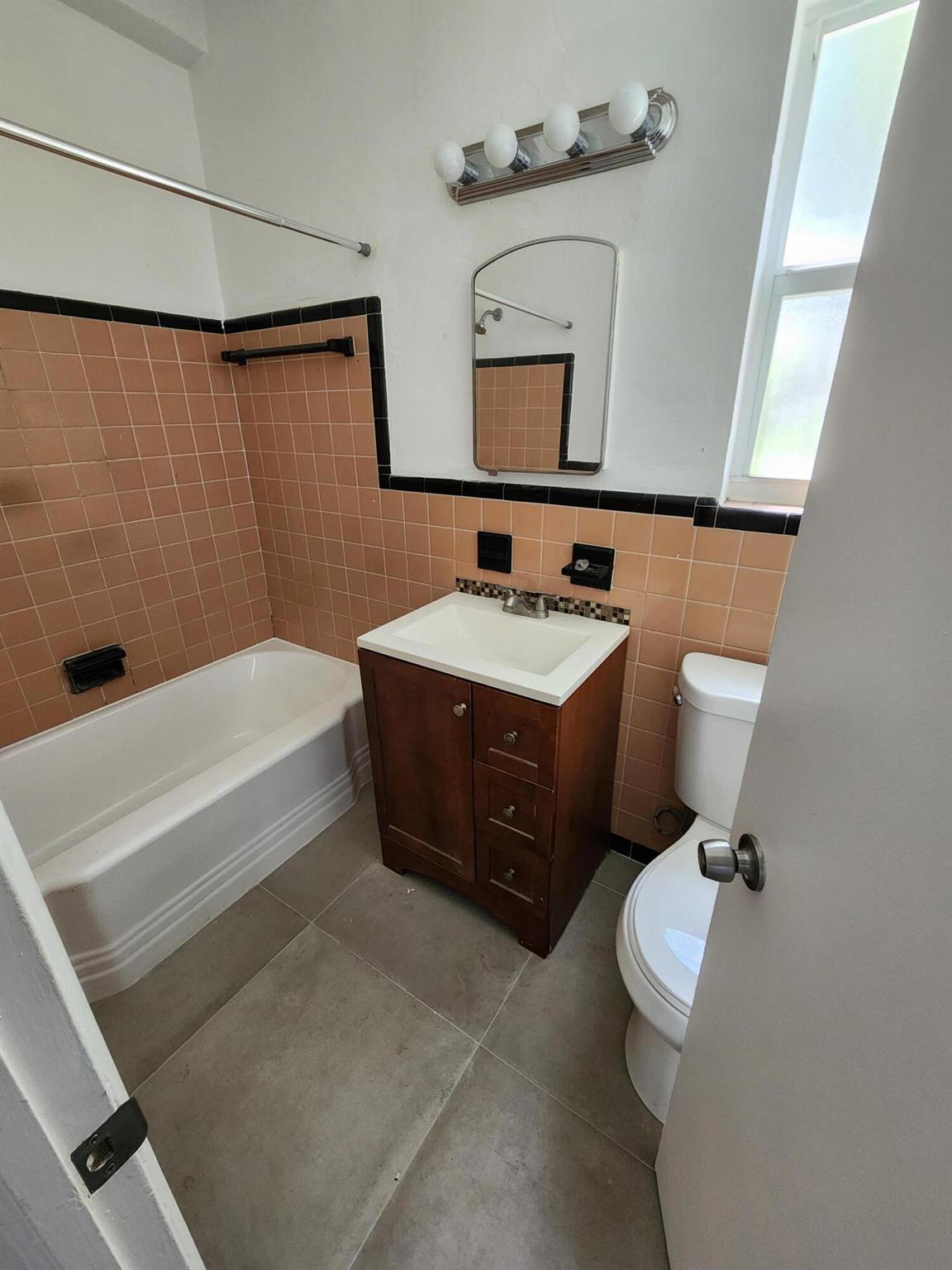 PALM BEACH SHORES - Residential Lease