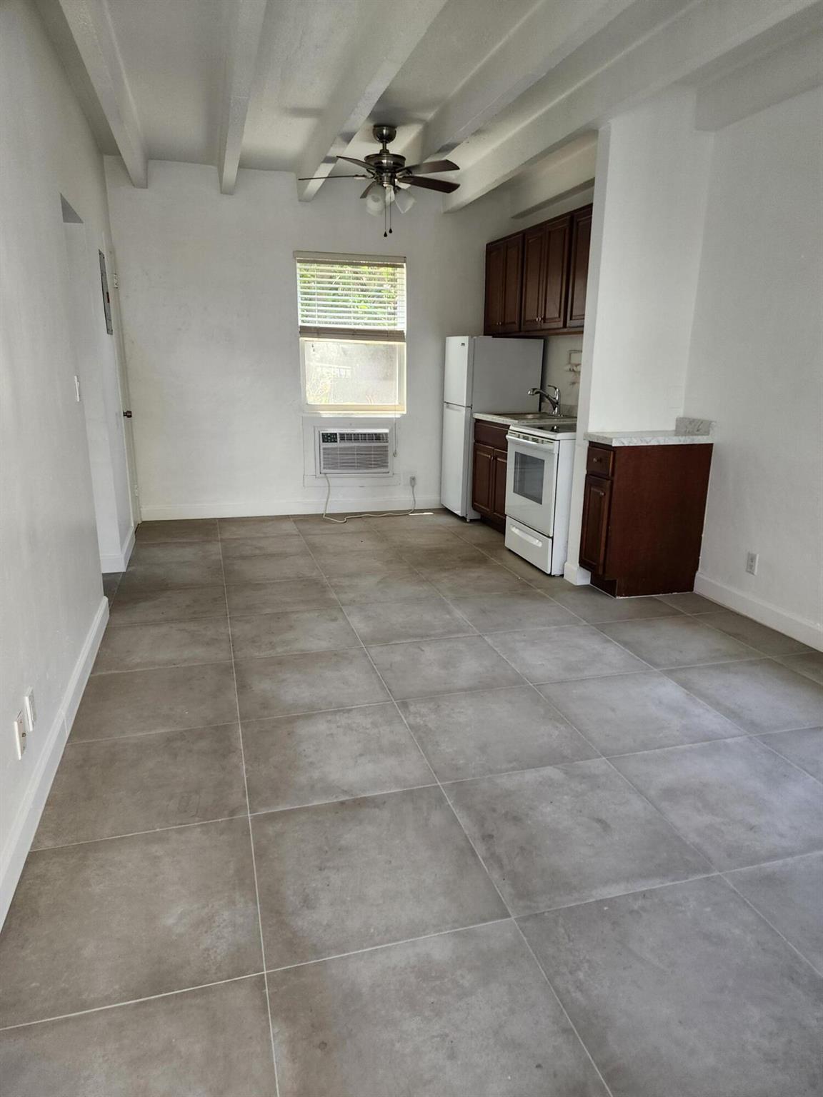 PALM BEACH SHORES - Residential Lease