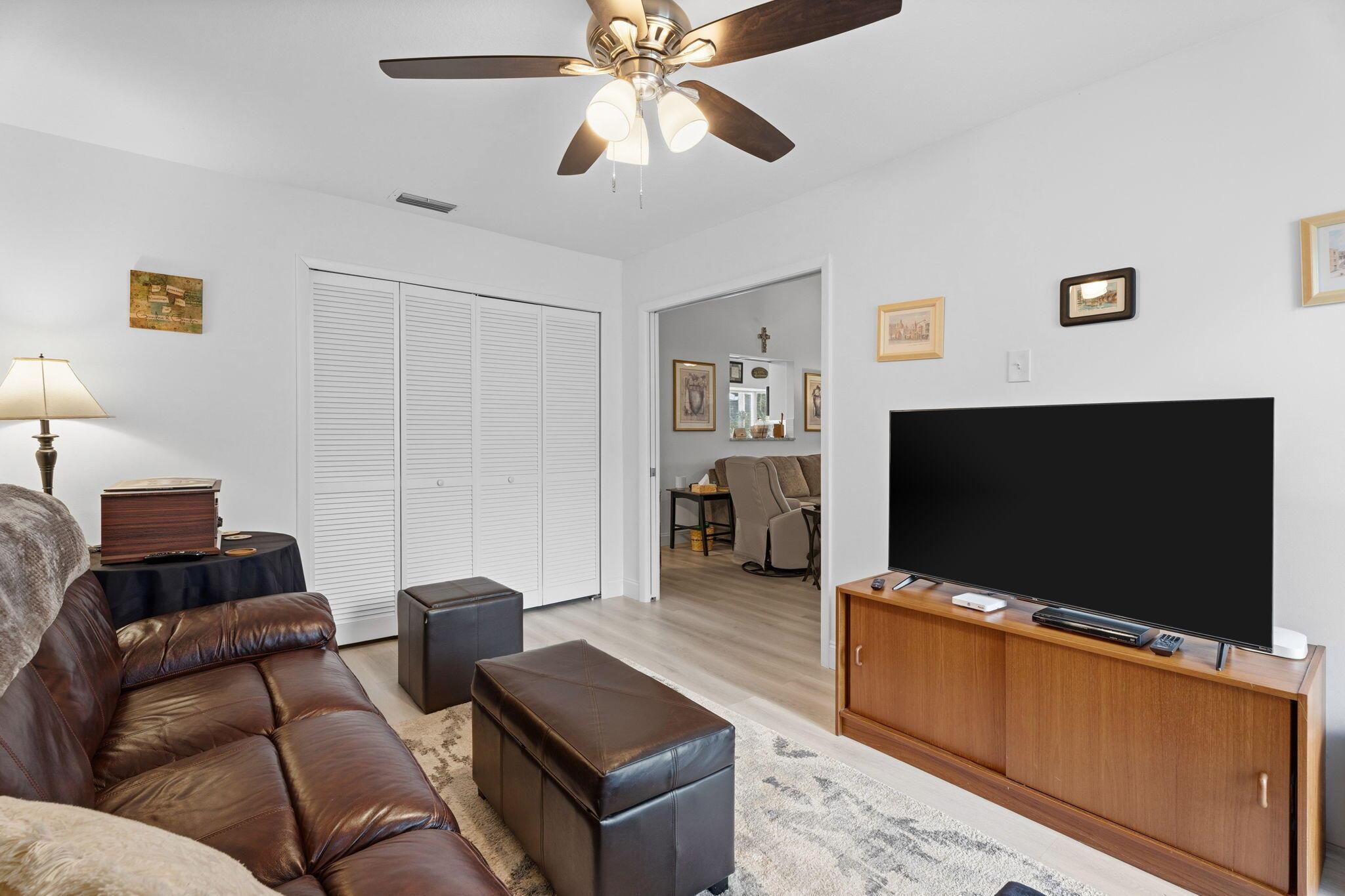 DUCKWOOD - Residential