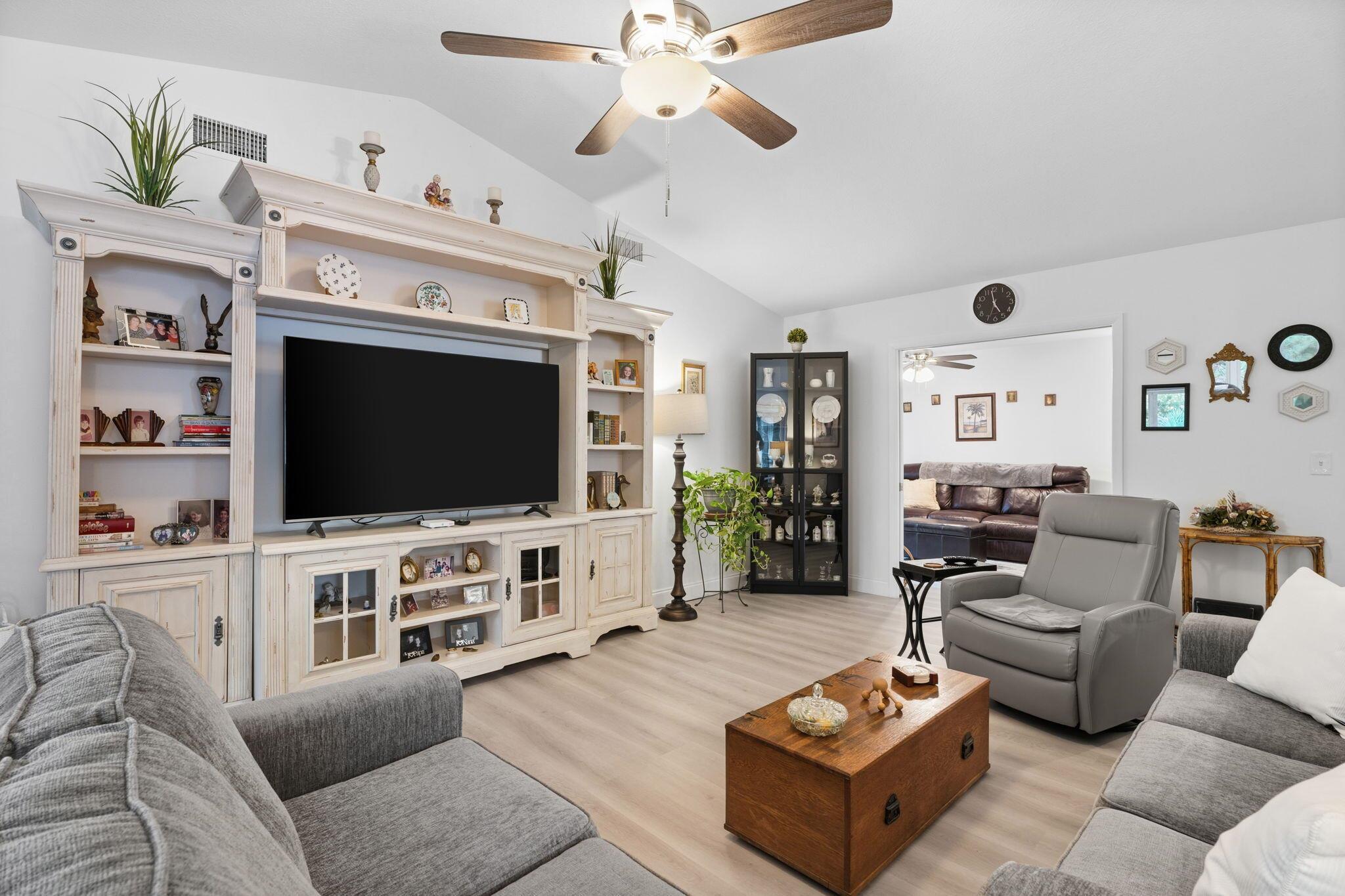 DUCKWOOD - Residential